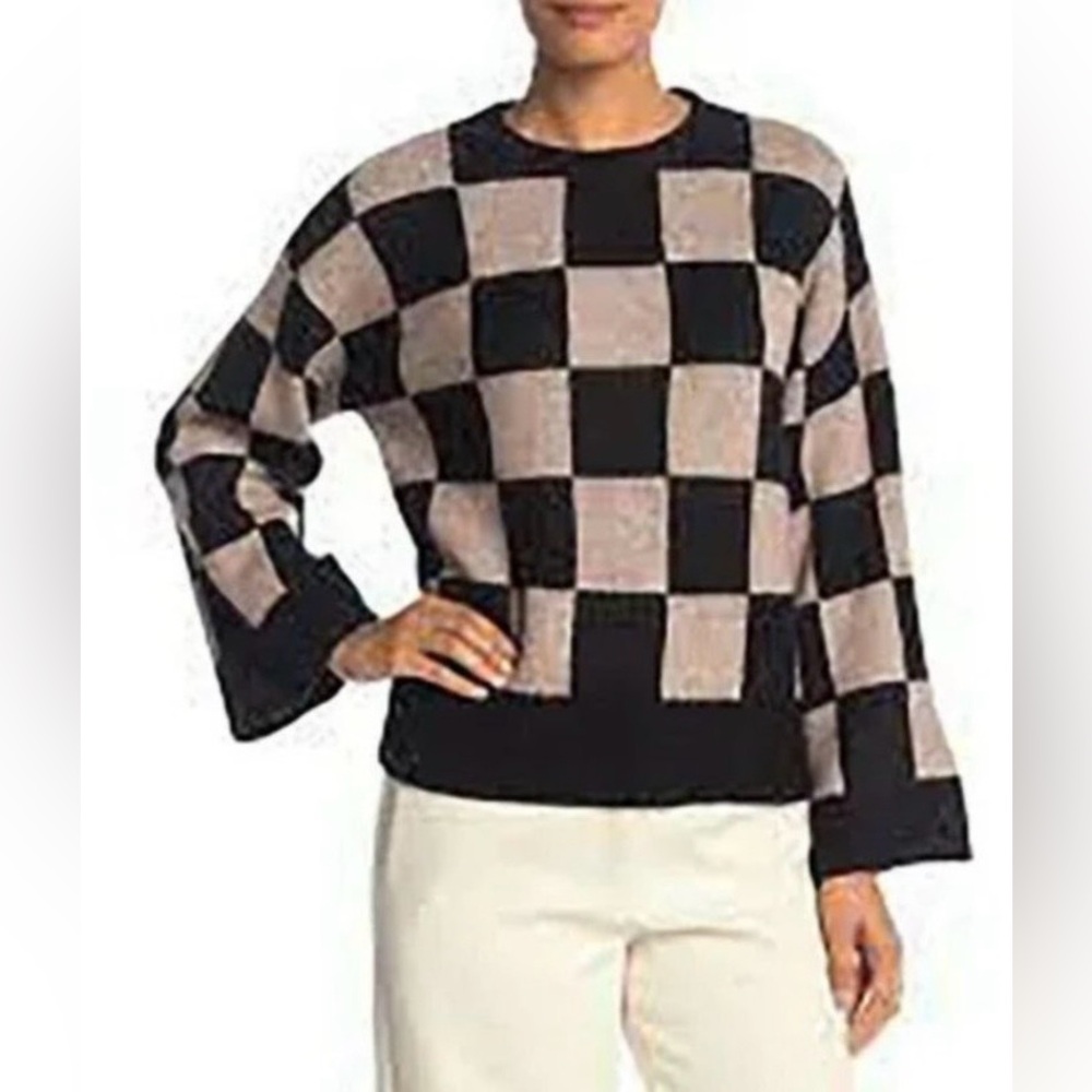Vince Camuto Sweater